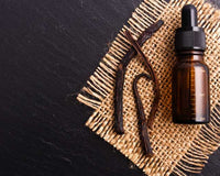 Vanilla Essential Oil (Complete Guide)