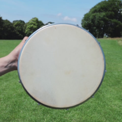 Kohlu Tuneable Drum played in a sound demonstration video.